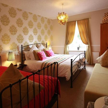 Bed and Breakfast The Hollies Fulford  Екстер'єр фото