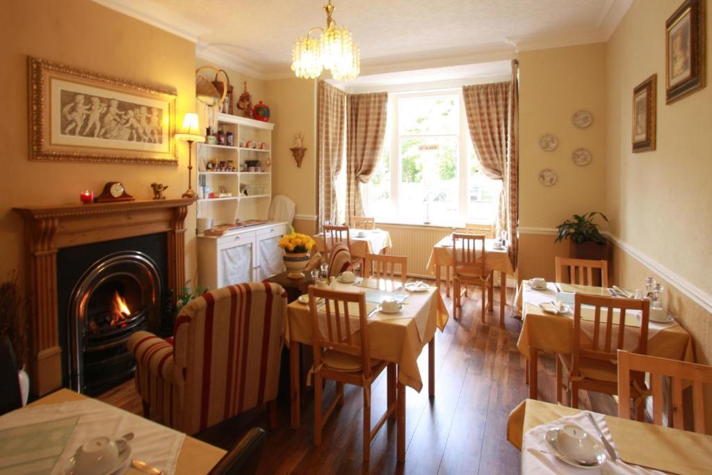Bed and Breakfast The Hollies Fulford  Екстер'єр фото