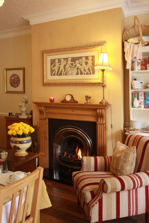 Bed and Breakfast The Hollies Fulford  Екстер'єр фото