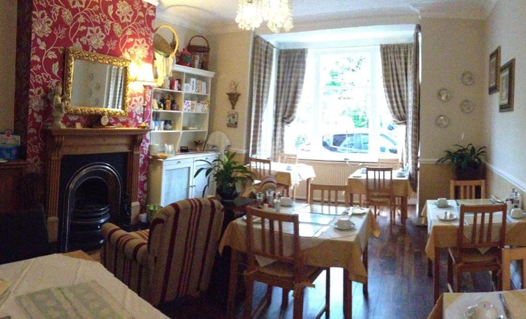 Bed and Breakfast The Hollies Fulford  Екстер'єр фото